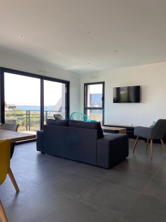 Appartement avec terrasse vue mer, parking privé (lgt B) - Chambres d'hôtes Ploemeur
