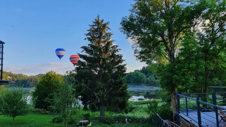 Terrasse du Couchant #Lac#Terrasse#Calme - B&B Aydat