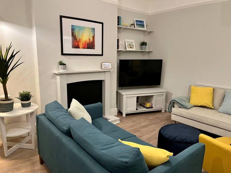 Beach home with garden, close to New Forest - B&B Bournemouth