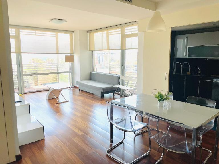 Forum de Barcelona Sea View Apartment with Garage Parking - B&B Sant Adrià de Besòs