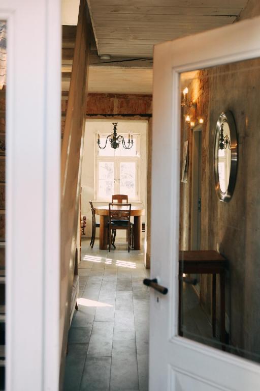 Kalnciema kvartāla Kuldīgas rezidence - B&B Kuldīga