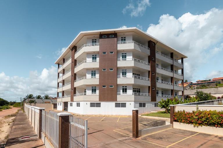 SAN GIACOMO RESIDENCE I Apartamentos e coberturas dúplex por Temporada para amigos, famílias e empresas no Porto das Dunas - Ceará - Chambres d'hôtes Aquiraz
