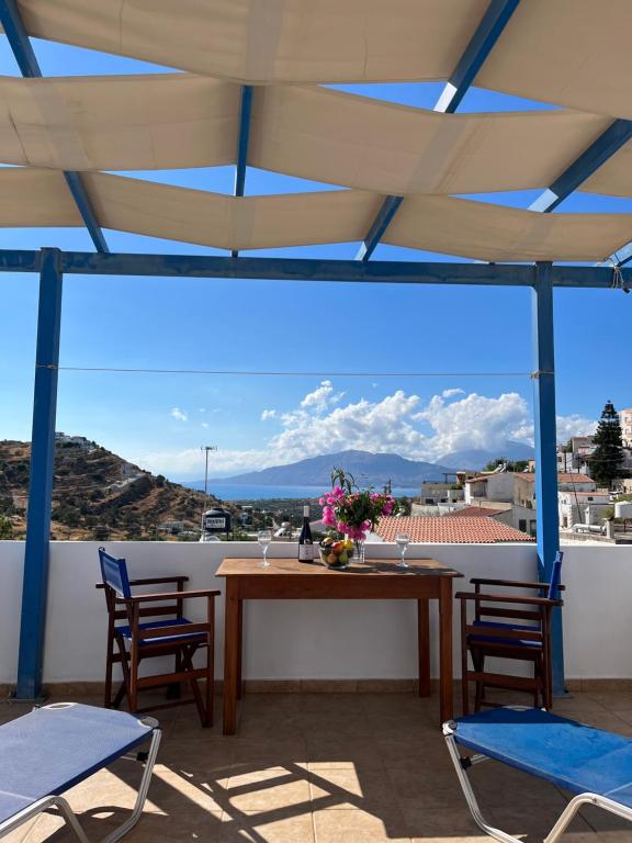 Kostas House - B&B Kamilári