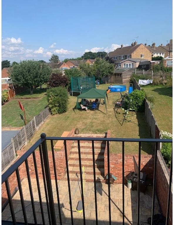 4 Bedroom house with parking, Near Safari Park - B&B Kidderminster