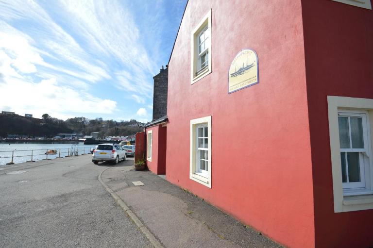 Buzzard Apartment - B&B Tobermory
