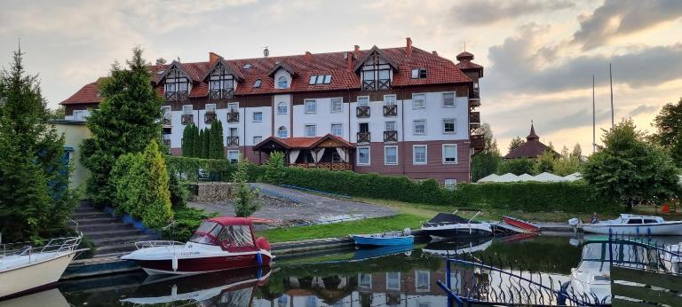 Apartamenty Przy Porcie 54m2 oraz 31m2 z Tarasem - Chambres d'hôtes Węgorzewo