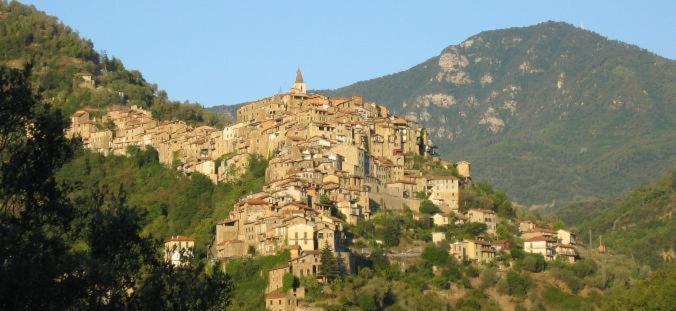 Casa Chiara - B&B Apricale