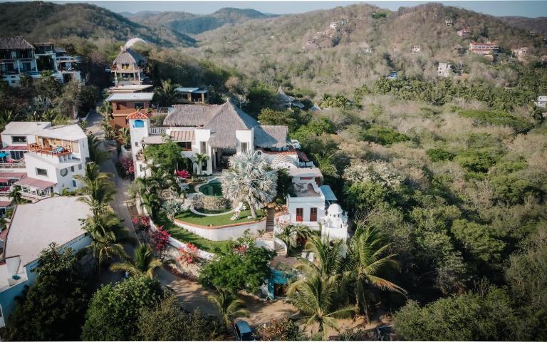 HEVEN Residence - B&B Zipolite