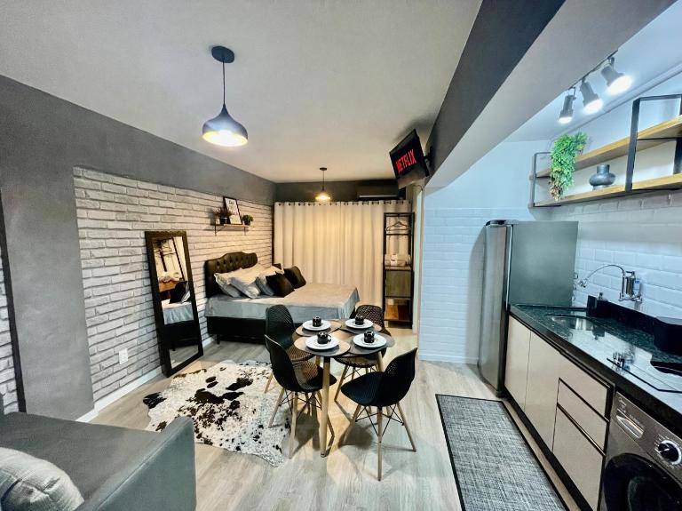 Loft Studio 308 no Kobrasol à 7km de Floripa - B&B São José
