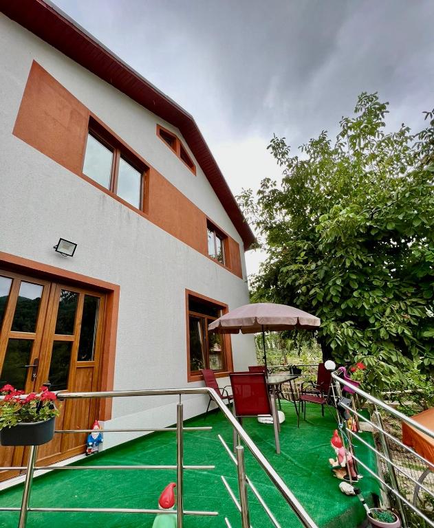 Casa Camelia - B&B Nehoiu