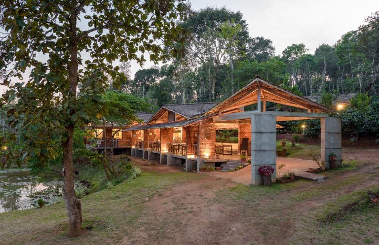 Estate Stay - Riverside Coffee - B&B Siddapura