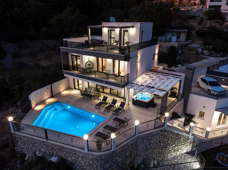 Villa Neda Heated Pool, Hot-tub, Sauna, 3 bedrooms - B&B Blato na Cetini