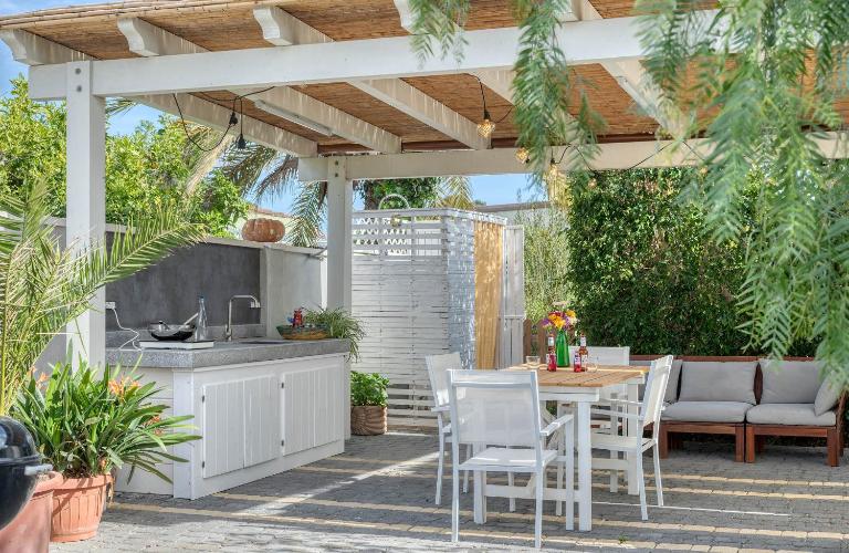 La Casa degli Ulivi appartamento in villa con patio - Chambres d'hôtes Quartu Sant'Elena