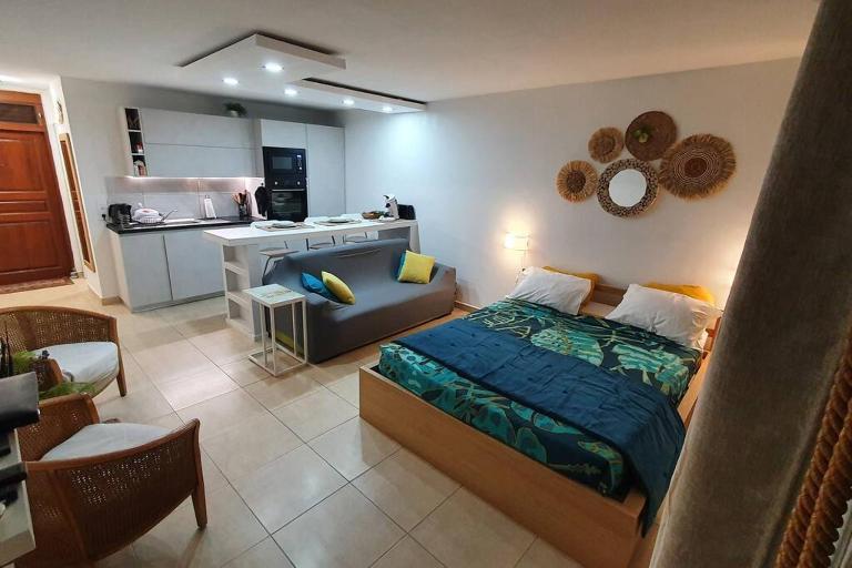 U Are We R St Martin Studio Cosy Marigot, Wi-Fi ,Piscine - B&B Marigot