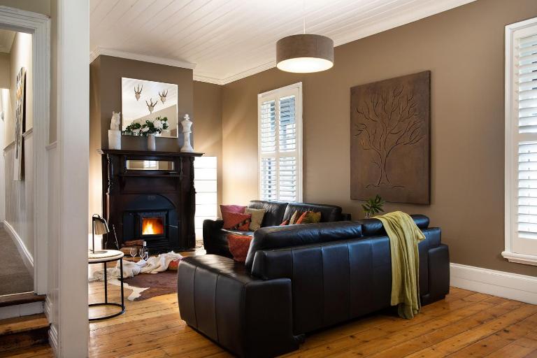 Maple - quaint cottage with fireplace and spa - B&B Daylesford