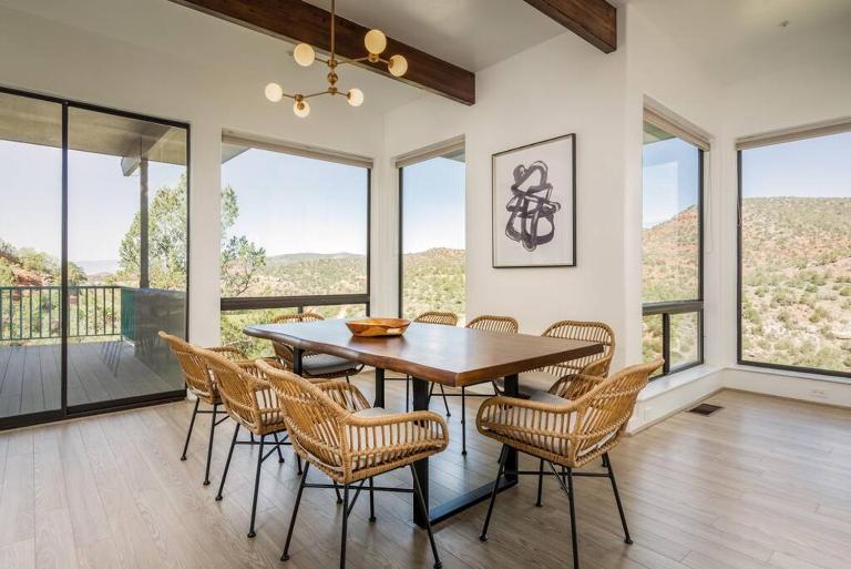 Stunning Views, Large Deck W/ Private Hiking Trail - Bed and Breakfast Sedona