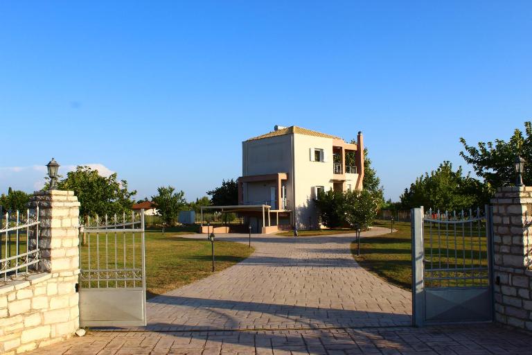 VILLA DIAMOND Κουρούτα Αμαλιαδος - Chambres d'hôtes Amaliáda
