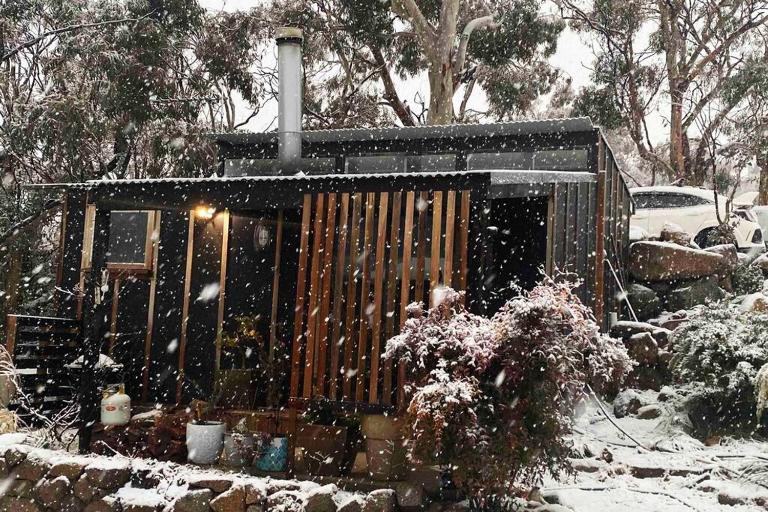 ReThynk Unique Tiny home East Jindabyne - B&B Jindabyne