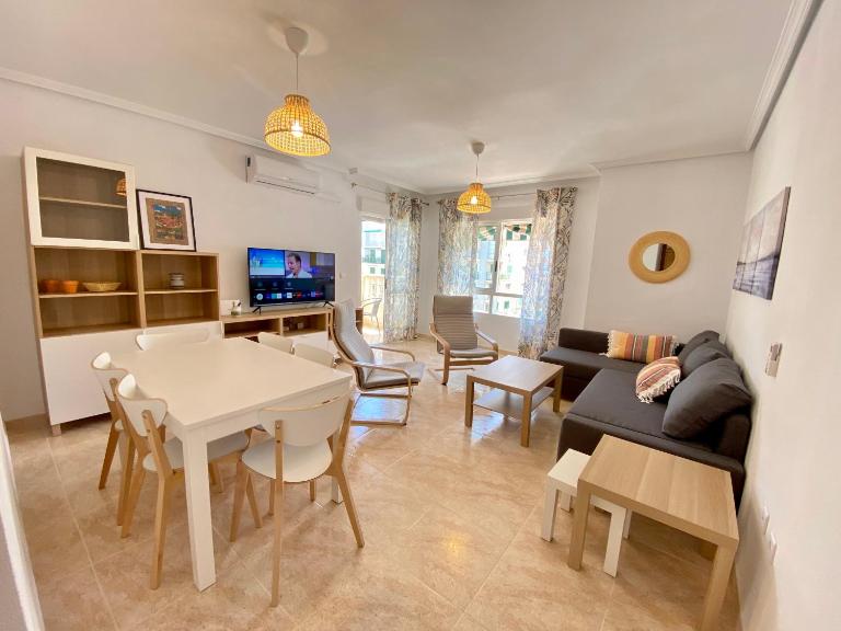 Cozy Apartment Urb. Drac - Chambres d'hôtes El Campello