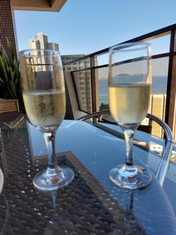 Guarujá, Astúrias, 3 Suítes, 1 quadra da praia - Chambres d'hôtes Guarujá