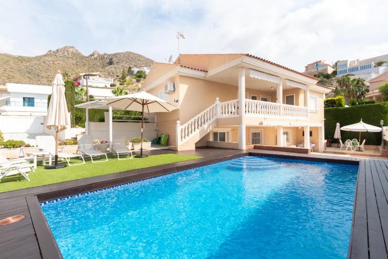 Agradable casa con piscina - Ferienwohnung Bolnuevo