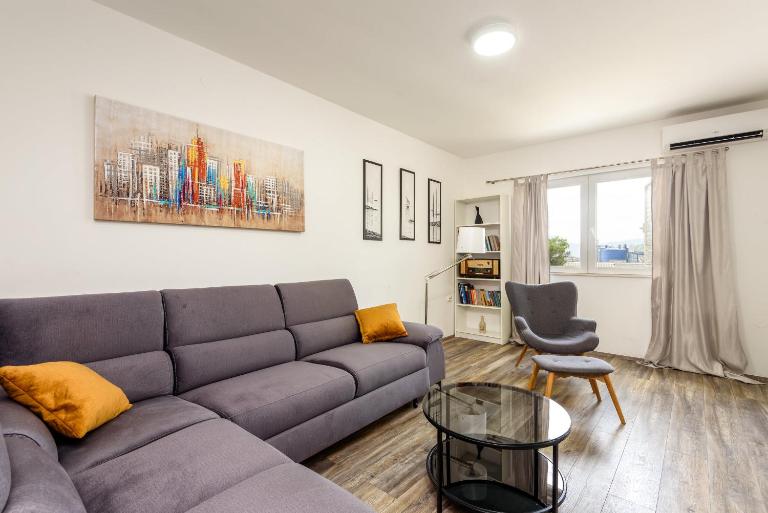Apartment Tina - B&B Porto Tolero