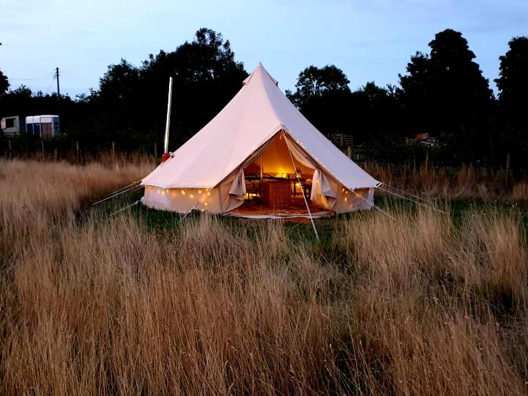 5m xl bell tent with log burner near Whitby - B&B Saltburn-by-the-Sea