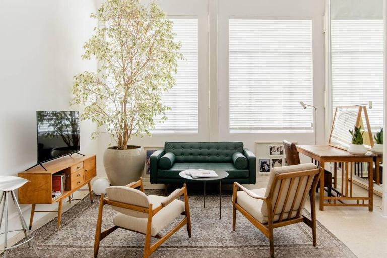 A Gorgeous Studio in the Hippest Building in Town - B&B Tel Aviv