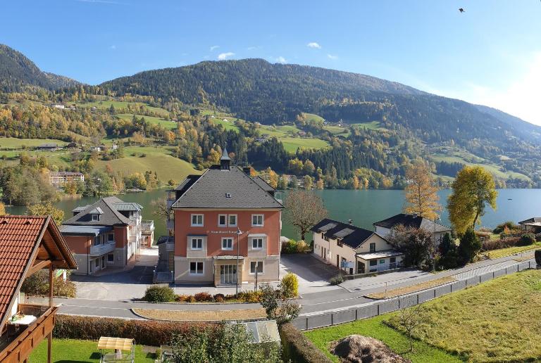 Haus Feldseeblick - Chambres d'hôtes Feld am See