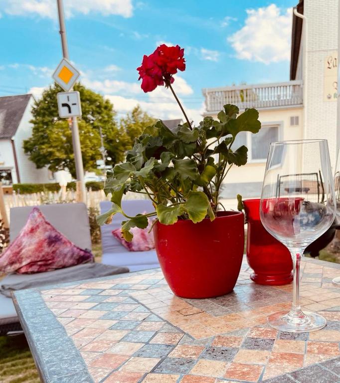 Ferienhaus Griede mit 3 Schlafzimmern - Bed and Breakfast Mörsdorf