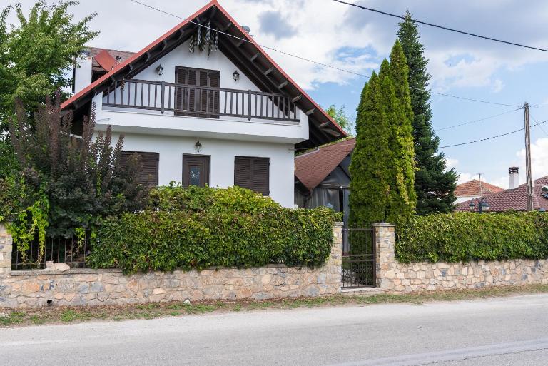 Luxury Traditional Villa - B&B Chiliodendro