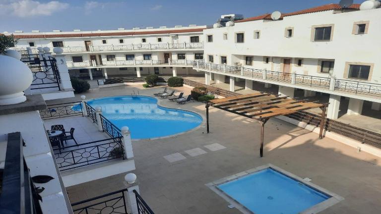 Paramount Gardens Resorts C202 - Chambres d'hôtes Larnaca