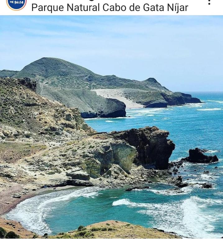 Apartamento en 1ª linea de playa y Parque Natural Cabo de Gata - planta semisotano - Bed and Breakfast El Cabo de Gata