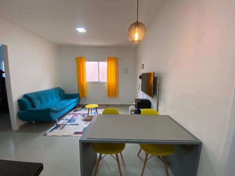 Casa em Bertioga condomínio 200 metros da praia - B&B Bertioga