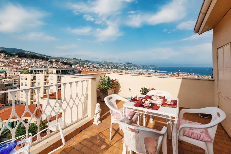 Dimora Bellavista,garage privato,due piani - Ferienwohnung Sanremo