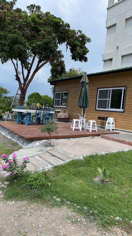 海邊名人50電梯民宿 專屬停車場 - B&B Hualien City