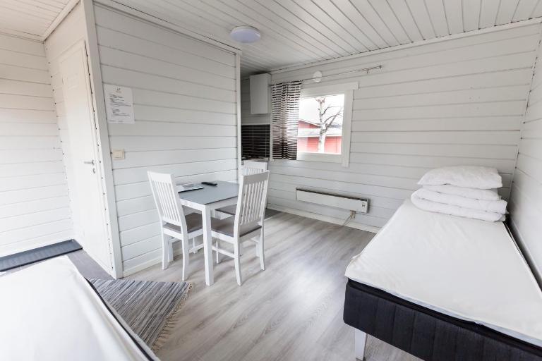 Crow Creek Cabins - Ferienwohnung Inari
