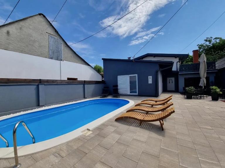 Kuća za odmor Maja - Bed and Breakfast Đakovo
