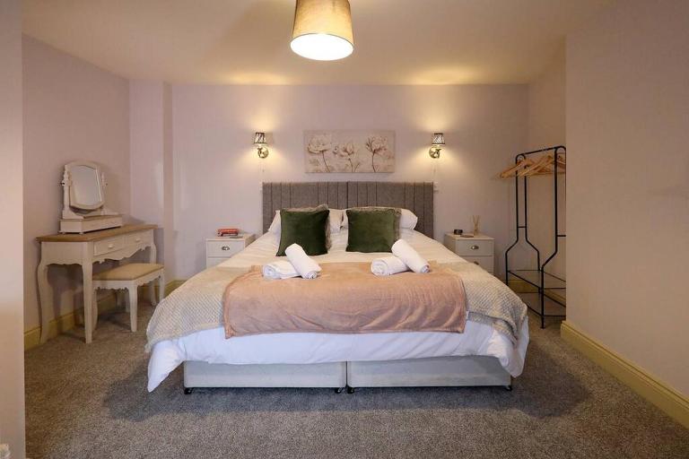 4BR Elegant Stay Golden Triangle Parking - B&B Norwich