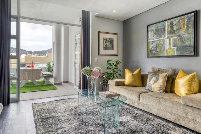 Backup-Powered Classic Luxury Apartment - B&B Ciudad del Cabo