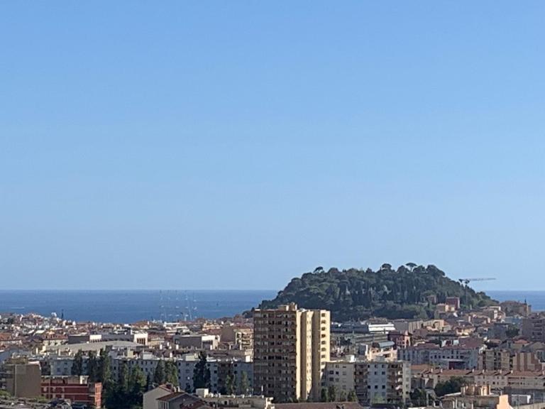 Appartement 02 Vue Panoramique -WIFI- Parking privé -NICE - Ferienwohnung Nizza