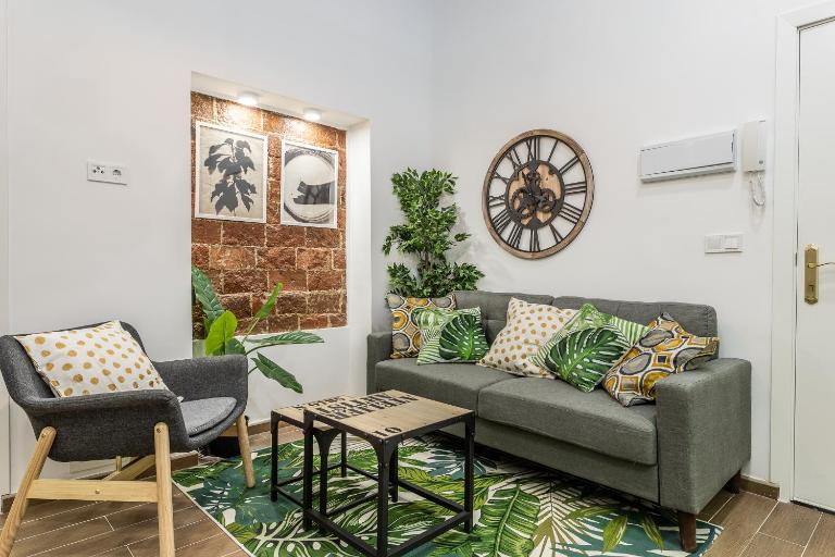 Precioso apartamento de 2 habitaciones by beBalmy - Ferienwohnung Madrid