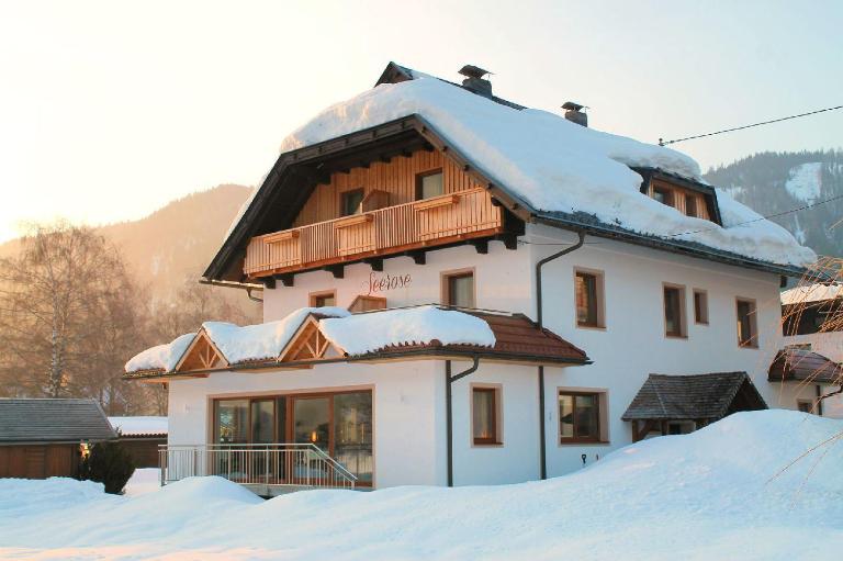 Frühstückspension Seerose - Bed and Breakfast Weissensee