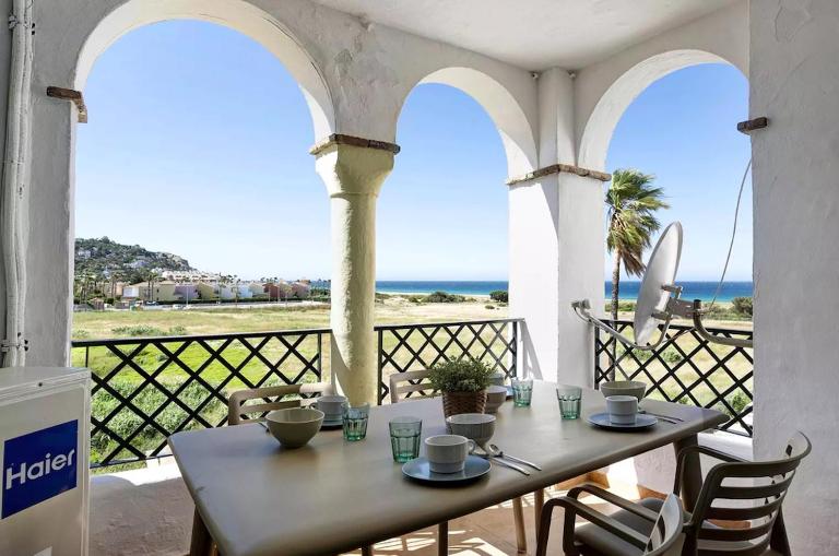 SEMIFRONTAL CON VISTAS, A PIE DE PLAYA,WIFI - B&B Zahara de los Atunes