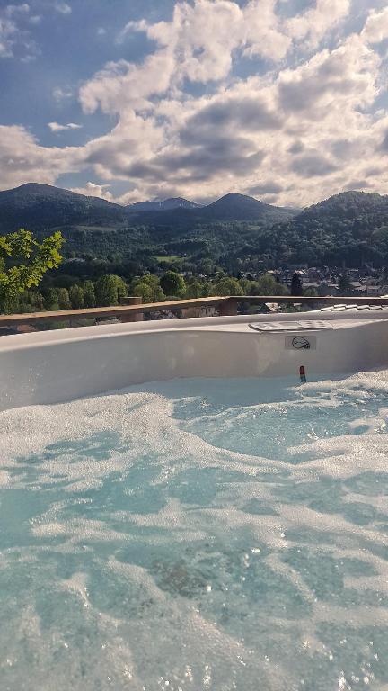 Vue imprenable et jacuzzi 4 Etoiles - Ferienwohnung Bagnères-de-Bigorre
