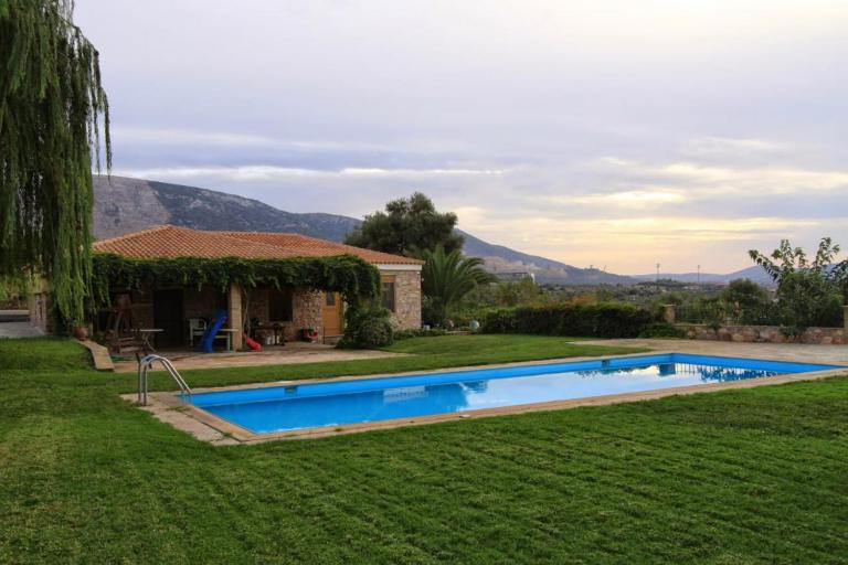 Ellie's StoneHouse Gianapa, Porto Rafti, Greece, 190 03, GR - B&B Limín Mesoyaías