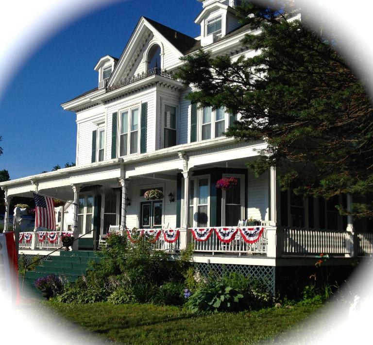 Center Harbor Sutton House B & B - B&B Center Harbor