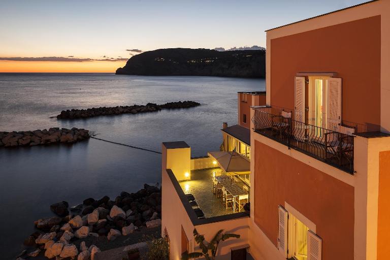 Appartamenti Le Pleiadi - Sant'Angelo D'Ischia - B&B Sant Angelo D'Ischia