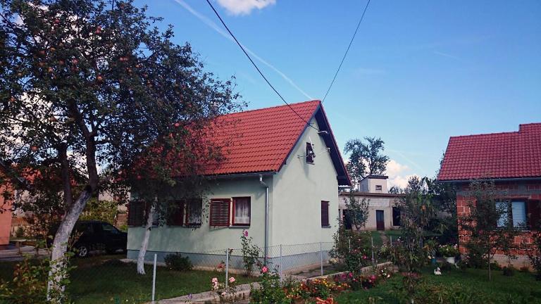 Bakina kućica - Grandma's cottage - Ferienwohnung Gospić
