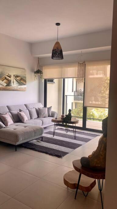 Charming Zen-style Beach apartment at Punta Caelo - Chambres d'hôtes San Carlos